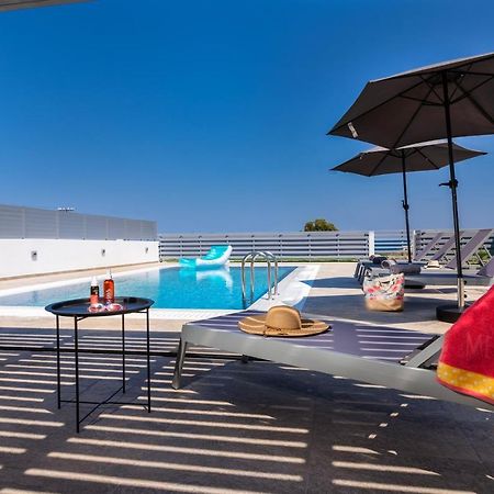 South Beach Villas ゲンナジー エクステリア 写真