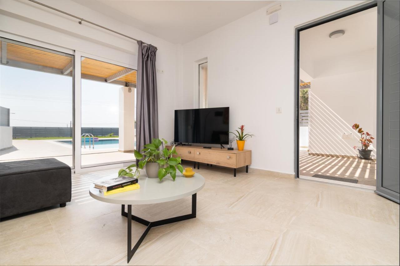 South Beach Villas ゲンナジー エクステリア 写真